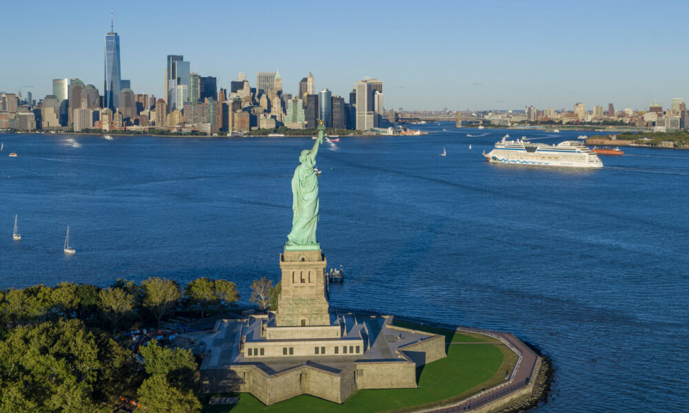 AIDAdiva in New York, USA