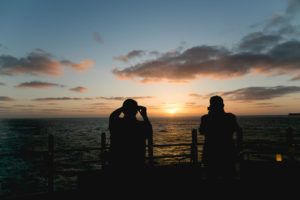 Sonnenuntergang auf AIDAprima. Foto: Mister & Misses Do / Kreuzfahrtpiraten