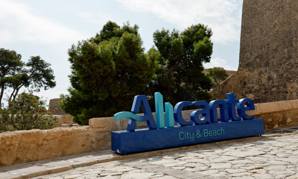 City & Beach in Alicante