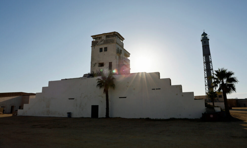 Festung San Sebastian und Leuchtturm in Cadiz